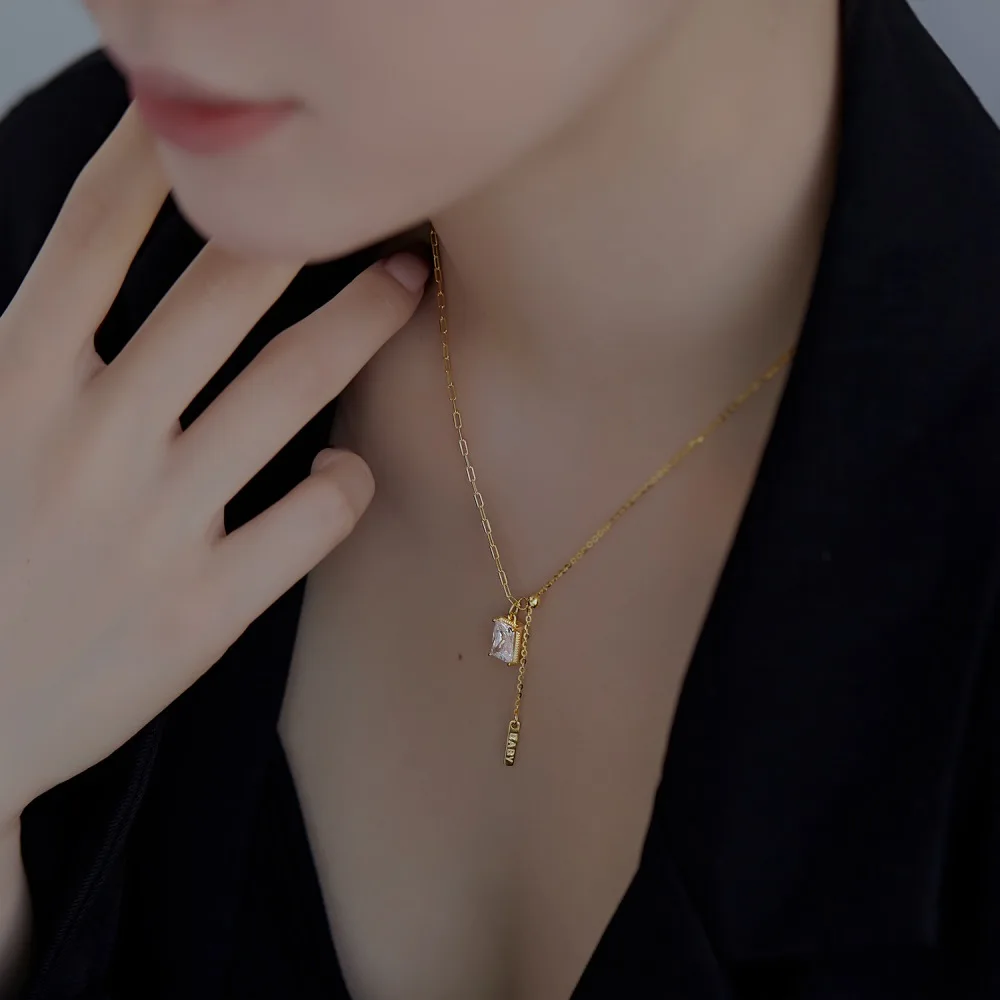 KAKODIY Fine Femmes Baguette Square Cubic Zirconia Pendant Necklace Jewelry for Women detail 1