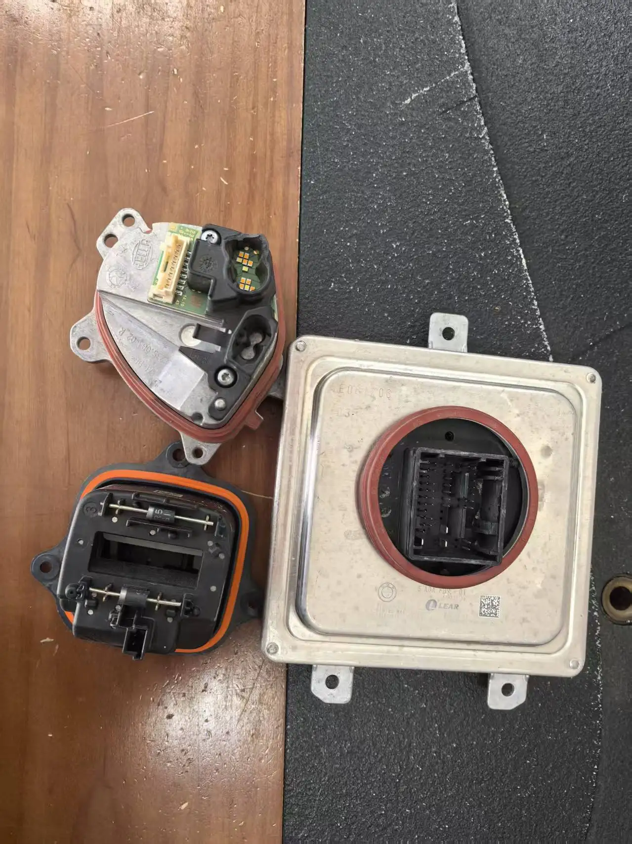 Hochwertige Autoteile für Scheinwerfermodul-Treiber – Detail 2