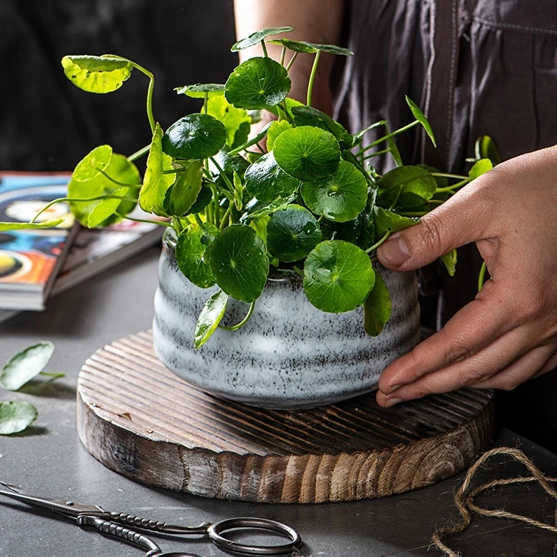 Japanese Style Temmoku Glaze Japan Matcha Green Tea Bowl Handmade Drinkware Ceramic Matcha Whisk and Bowl Set