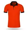 Naranja con cuello negro.
