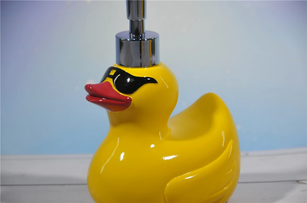 Yellow Duck Design Durable Resin Soap Dispenser Bathroom Lotion Bottle
