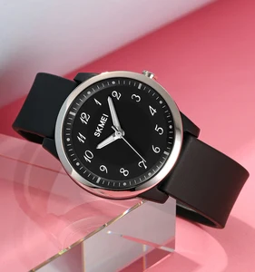 SKMEI 2008 China Factory Silicone Strap Round Watches Analog Quartz Elegant Wrist Watches Easy Read Ladies Watches