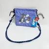 Bolla blu-viola che soffia