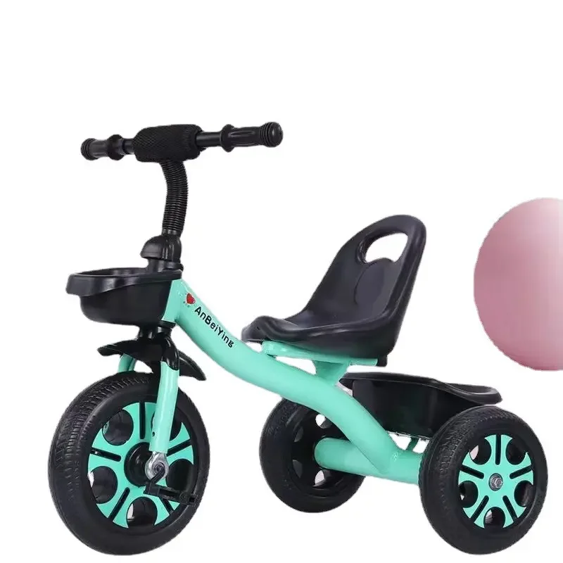 Vélo d'équilibre vert léger pour enfants | Maroc – Eveil Montessori Vélo d'équilibre vert léger pour enfants | Maroc – Eveil Montessori