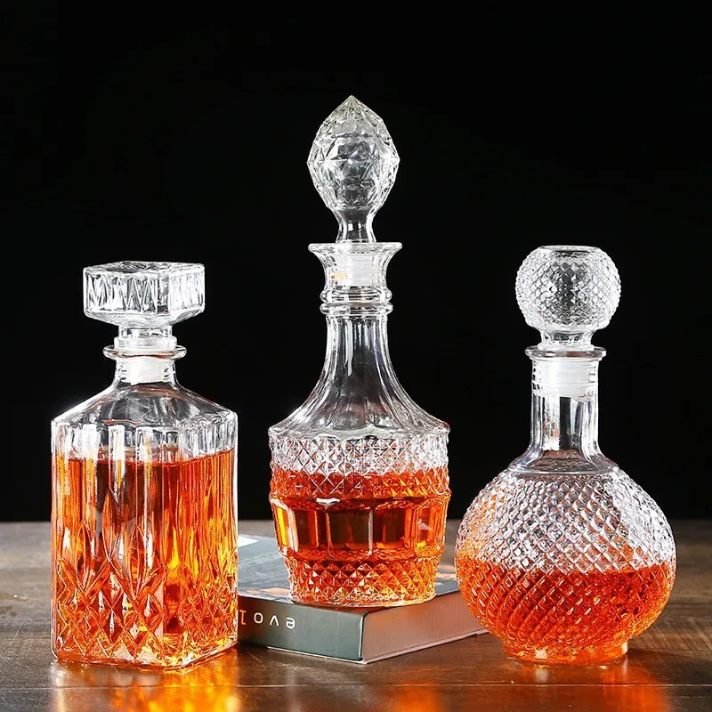 Transparent Creative Whiskey Decanter Set Bottle with 2 Wine