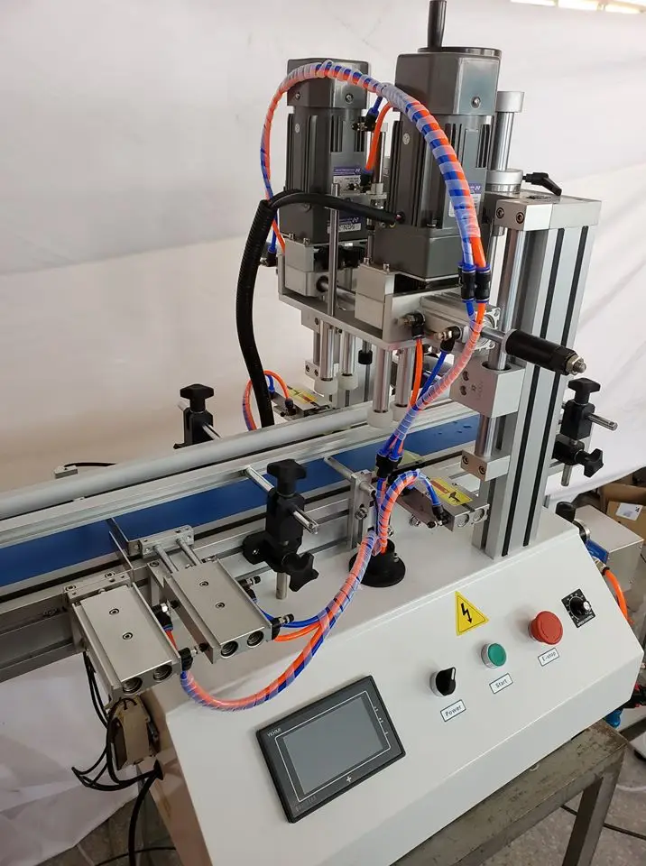 Desktop Semi-Automatic Capping Machine 220V 50HZ for 20-60mm Caps with 20-40pcs/min Speed