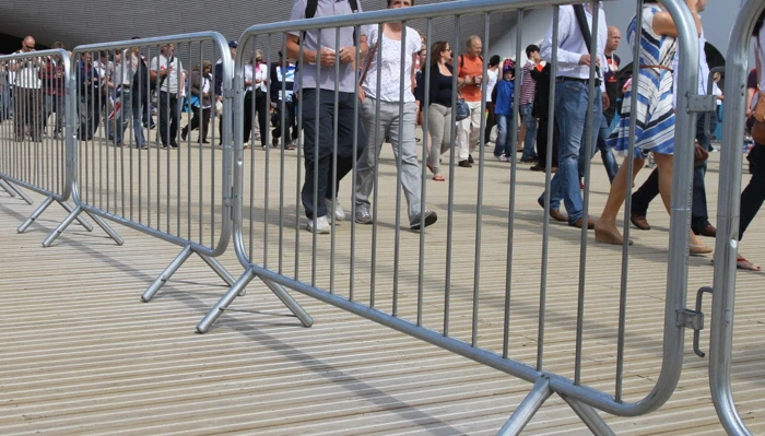 Temporary Pedestrian Removable Galvanized Crowd Control Barricade Fence for Cycling Race Gathering