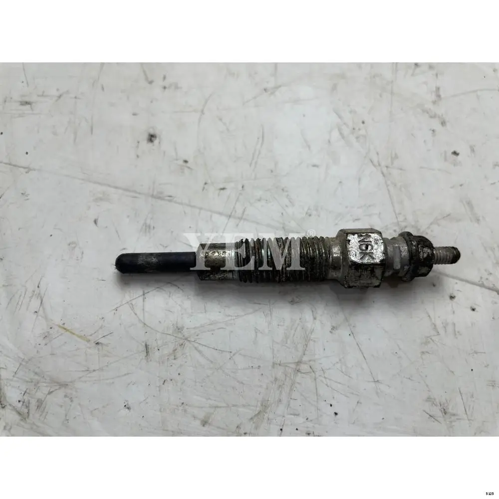 Taiwan Factory Wholesale High Quality Glow Plug For Isuzu 4LE1 Tractor & Utility Vehicle Aftermarket Parts