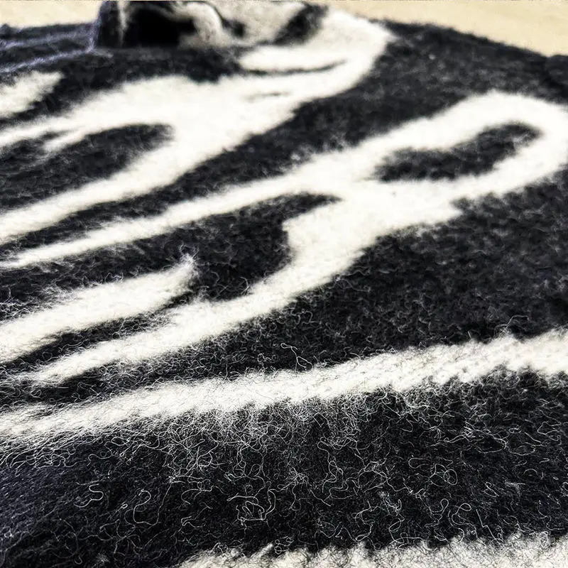 Custom Logo Brushed Mohair Wool Knitting Jacquard Fuzzy Knitted Men Pullover Jackets Fuzzy Mohair Blend Sweater gallery 3