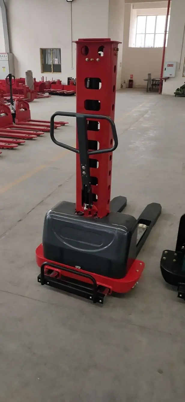Everlift  Factory Price Self Loading Stacker Max 1500kg 1600mm Semi Forklift Unload in the Truck and  Container