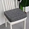 Gris oscuro