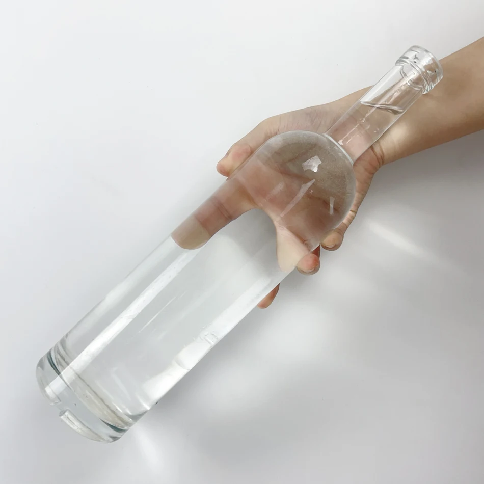 2025 Top Selling clear 70cl Vodka Bottle Round Shape Tequila Gin Bottle Long Neck Wine Whisky Bottle with Wooden Cork Sealing