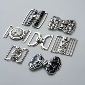 Wholesale Custom Zinc Alloy CHARM Chains Knot Belt Buckles Shoe Decorations and Coat Buttons Fashion Accessories