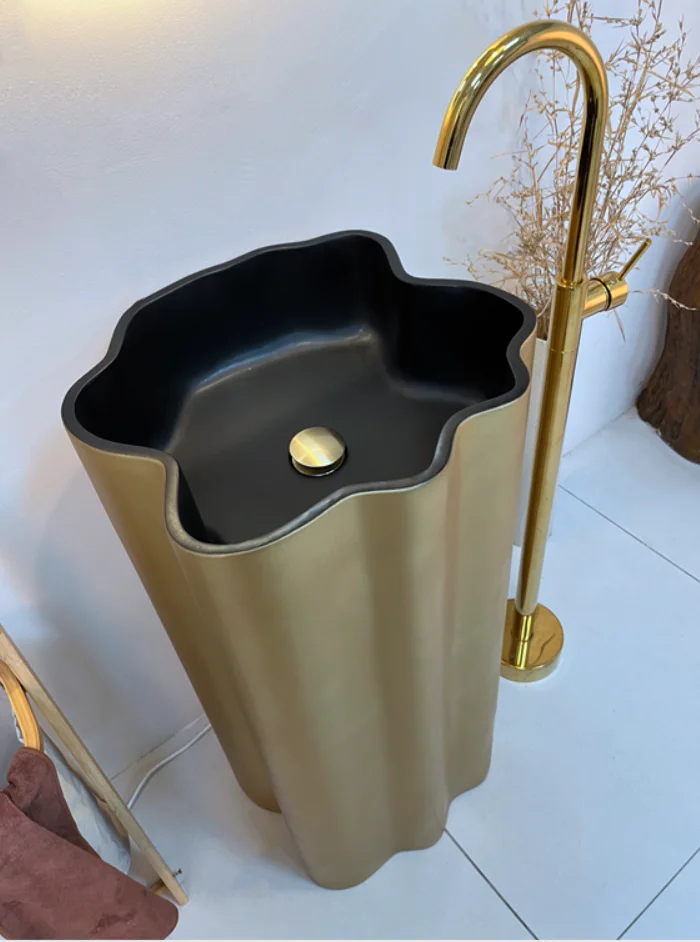 Modern style easy to clean pedestal sinks hotel one-piece floor mounted pedestal basin terrace simple art basin factory