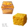 Caja de color PVC para queso de 11 cm.
