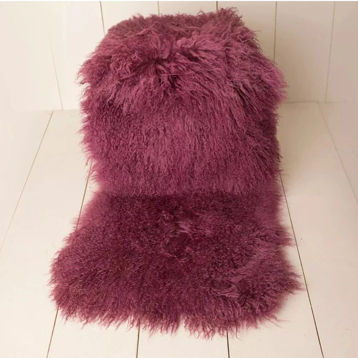 thumbnail image 2 of Mongolian Sheepskin Fur Rug – 55cm X 100cm – Real Lambswool Hide, Natural White 2 of 4