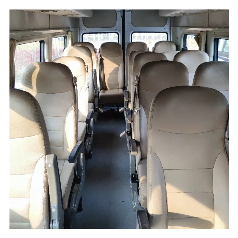 Hiace Van Heaven: Hundreds Of Hiaces For Sale Now! - 5dbbwav