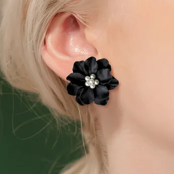 Simone Rocha Flower Stud Earrings  Farfetch