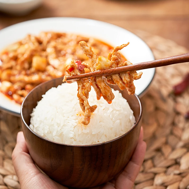 QinMa, nouveau produit, tranches de porc aromatisées au poisson pour cuisiner des plats qui se marient bien avec les épices de riz