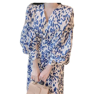 Customize Korean Early Spring Eco-Friendly Elegant Temperament V-neck Single Breasted Waist Show Thin Lantern Floor-Length