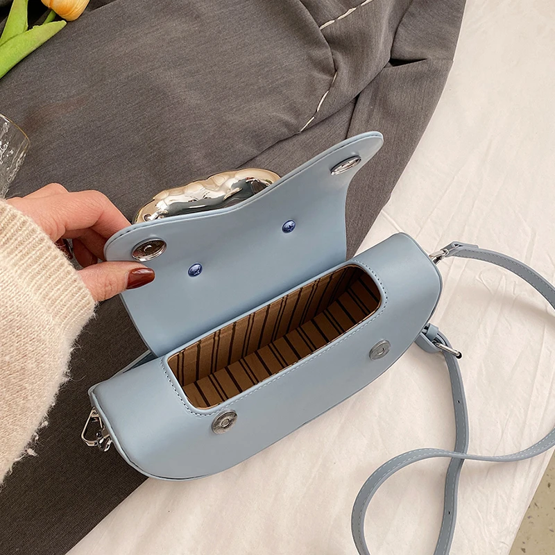 Fashionable Metal Handle Handbag Unique Irregular Design Crossbody Bags for Women Small Pu Leather Purse 2025