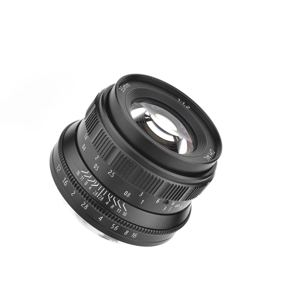 Tạo nên một phông nền chân dung đẹp như mơ với ống kính góc rộng 35mm F1.