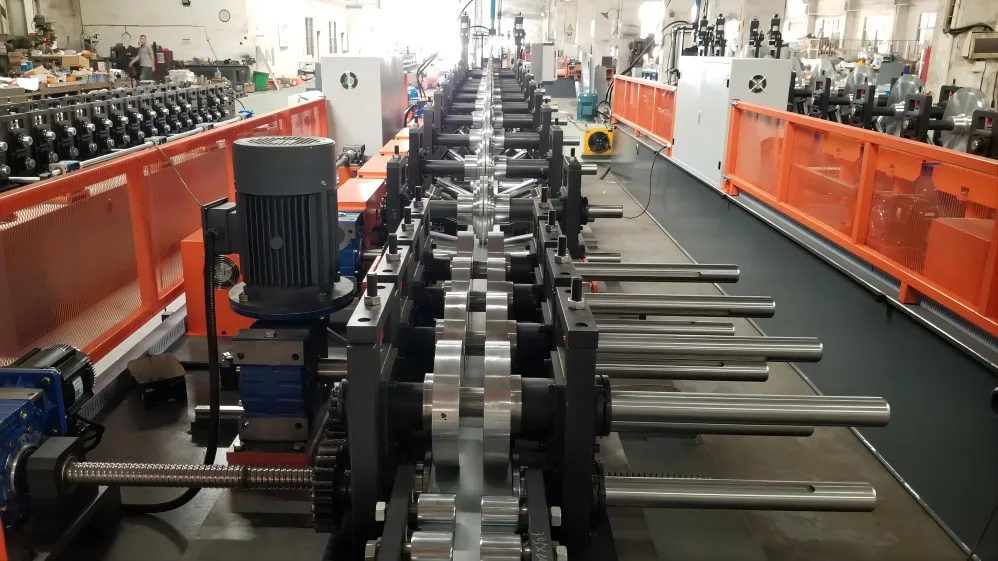 Lms Ceiling U Baffle Roll Former Machine - Buy Roll Forming Machine ...