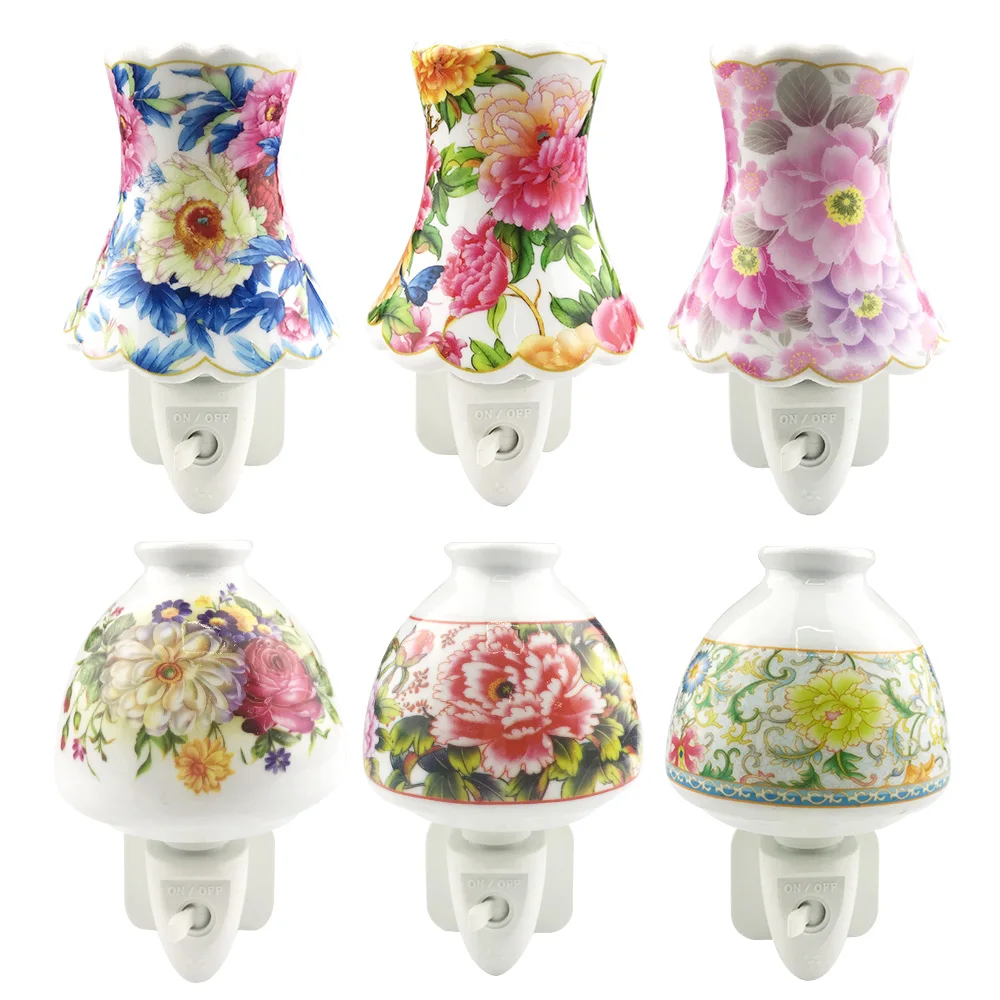 E14 Base Socket CE ROHS Salt Lamp Night Light Rotating EU Plug Adapter Socket PBT Material 220V-242V 1-Year Warranty