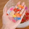 ของเล่นน้ำ - ปลาตัวเล็ก (สีสุ่ม)