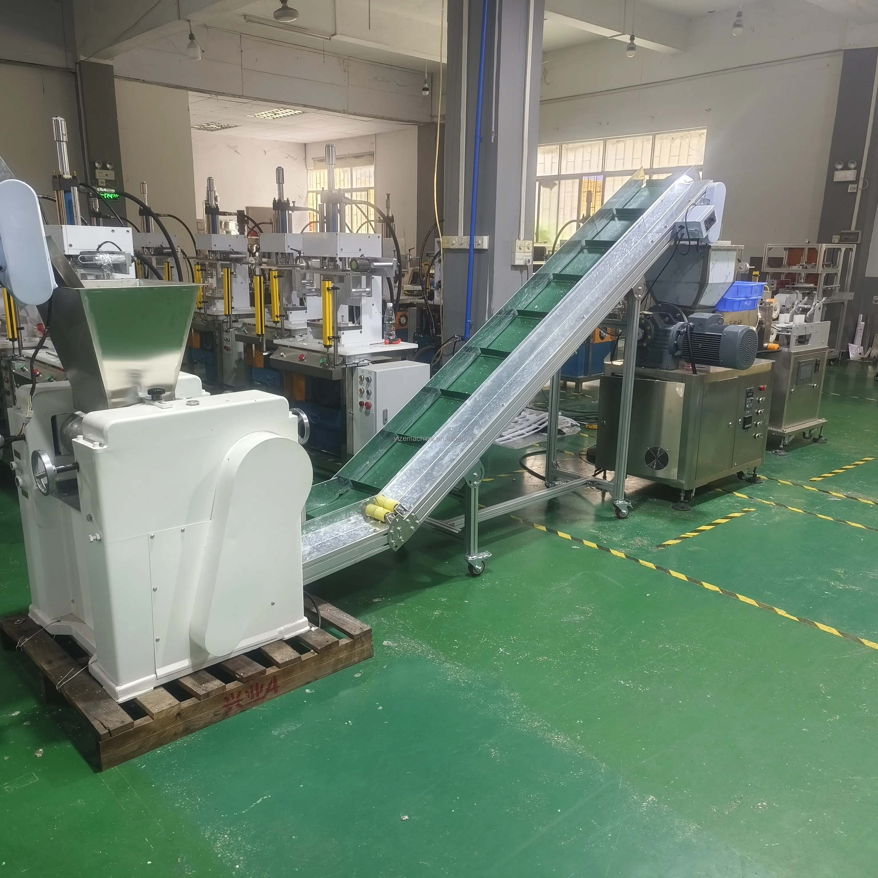 Small Scale Soap Production Line Soap Grinder Cutter Full Automatic