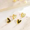 boucles d'oreilles blanches