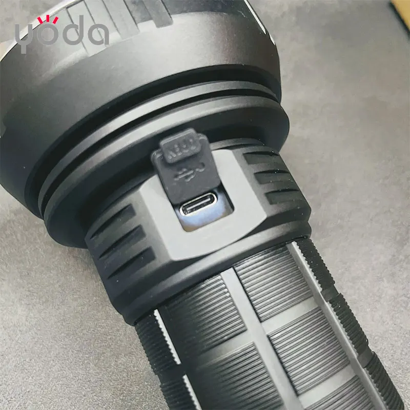 Type C Rechargeable 55 LED High Lumens Flashlight 8000 Lumen 6000mAh High Power Flashlight