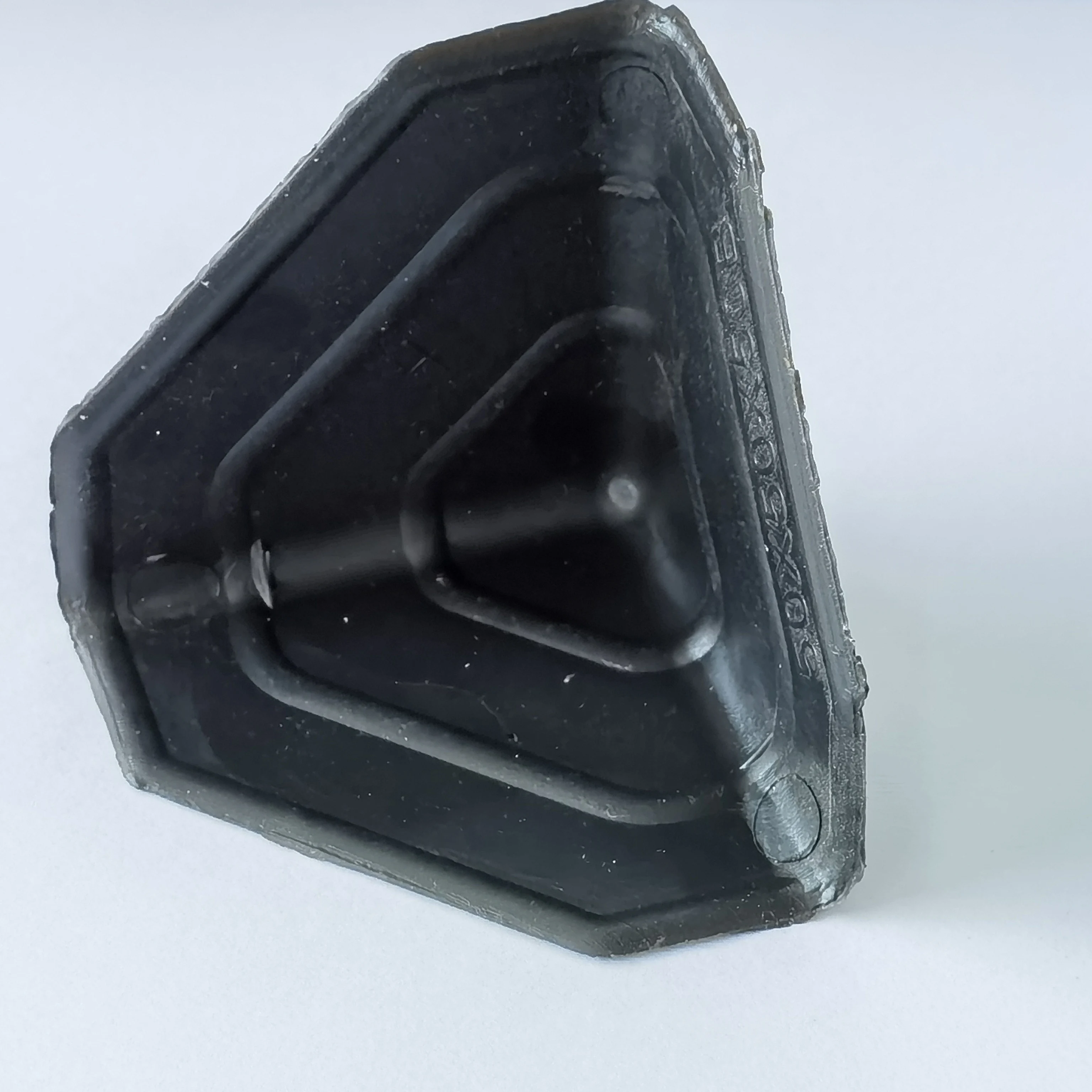 YARNOW Eckenschutz 100 Stück – Dreieckige Schutzecken Für Kartons, Möbel & Umzug