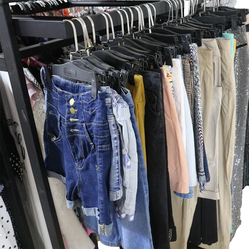 A buon mercato all'ingrosso di seconda mano abbigliamento Vintage