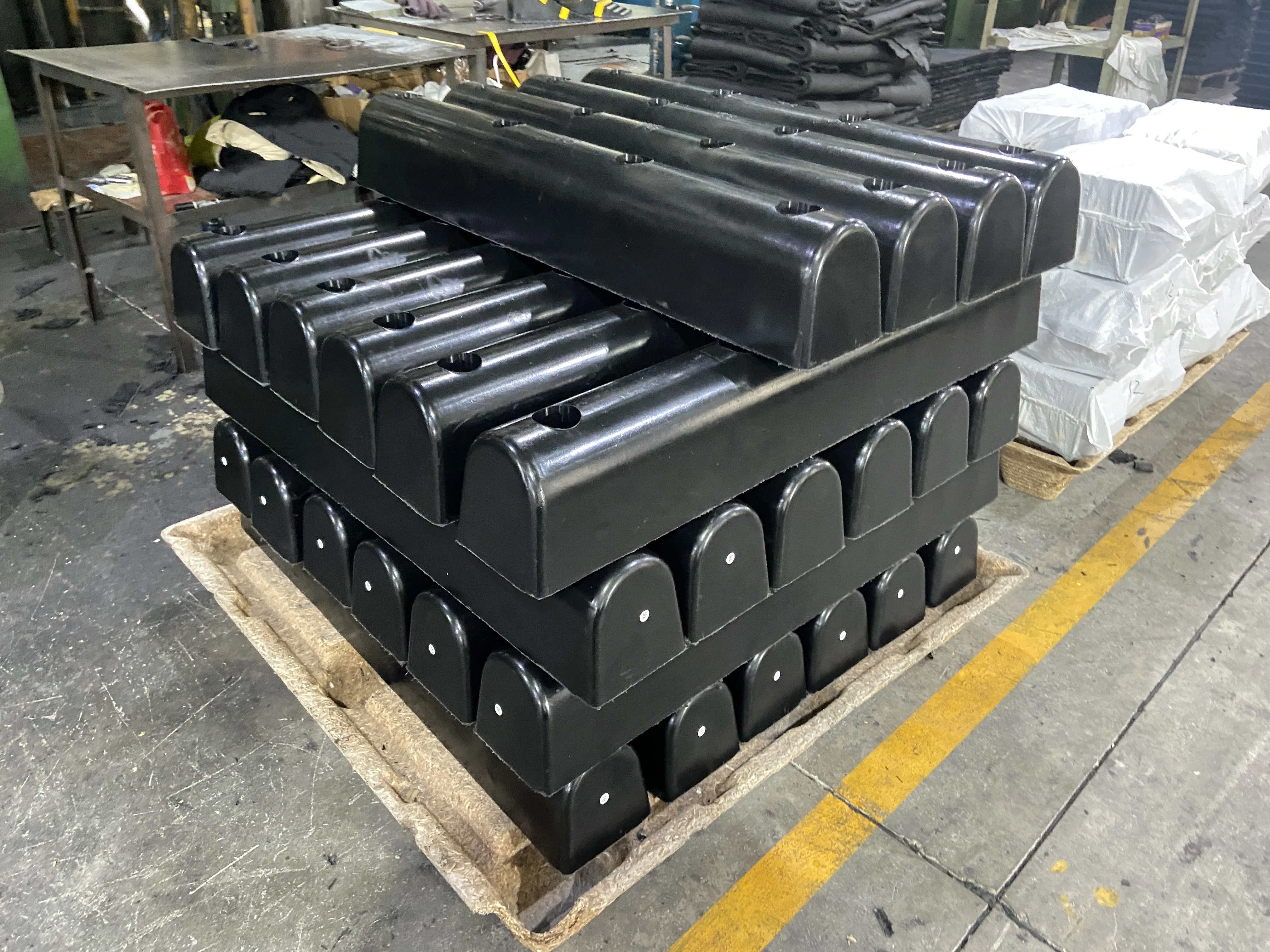 Black Rubber Dock Bumpers Roadway Products details