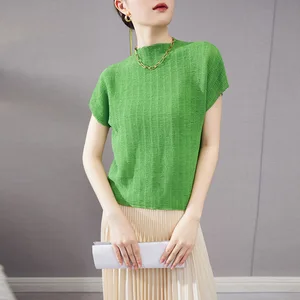 Hot-Selling Women's Casual Summer Top Pleated Design Short-Sleeved T-Shirt Crew Neck Vintage Polyester Breathable Fashionable