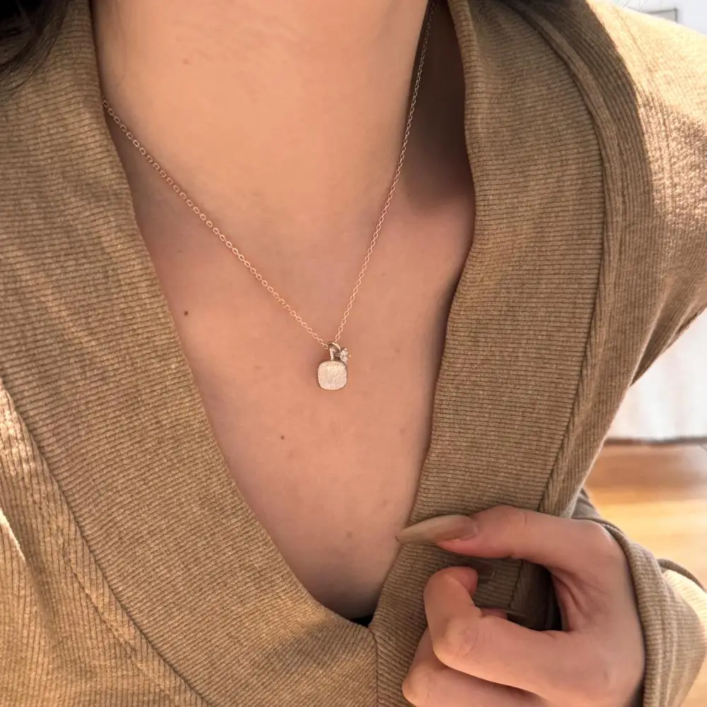 KAKODIY Ins new 22K gold plated jewelry 925 sterling silver small cube pendant necklace 5A zircon detail 2