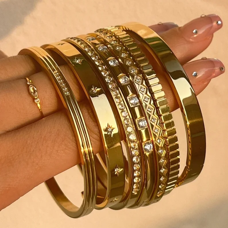Shop Our New Waterproof Stainless Steel Star Zircon Bangle