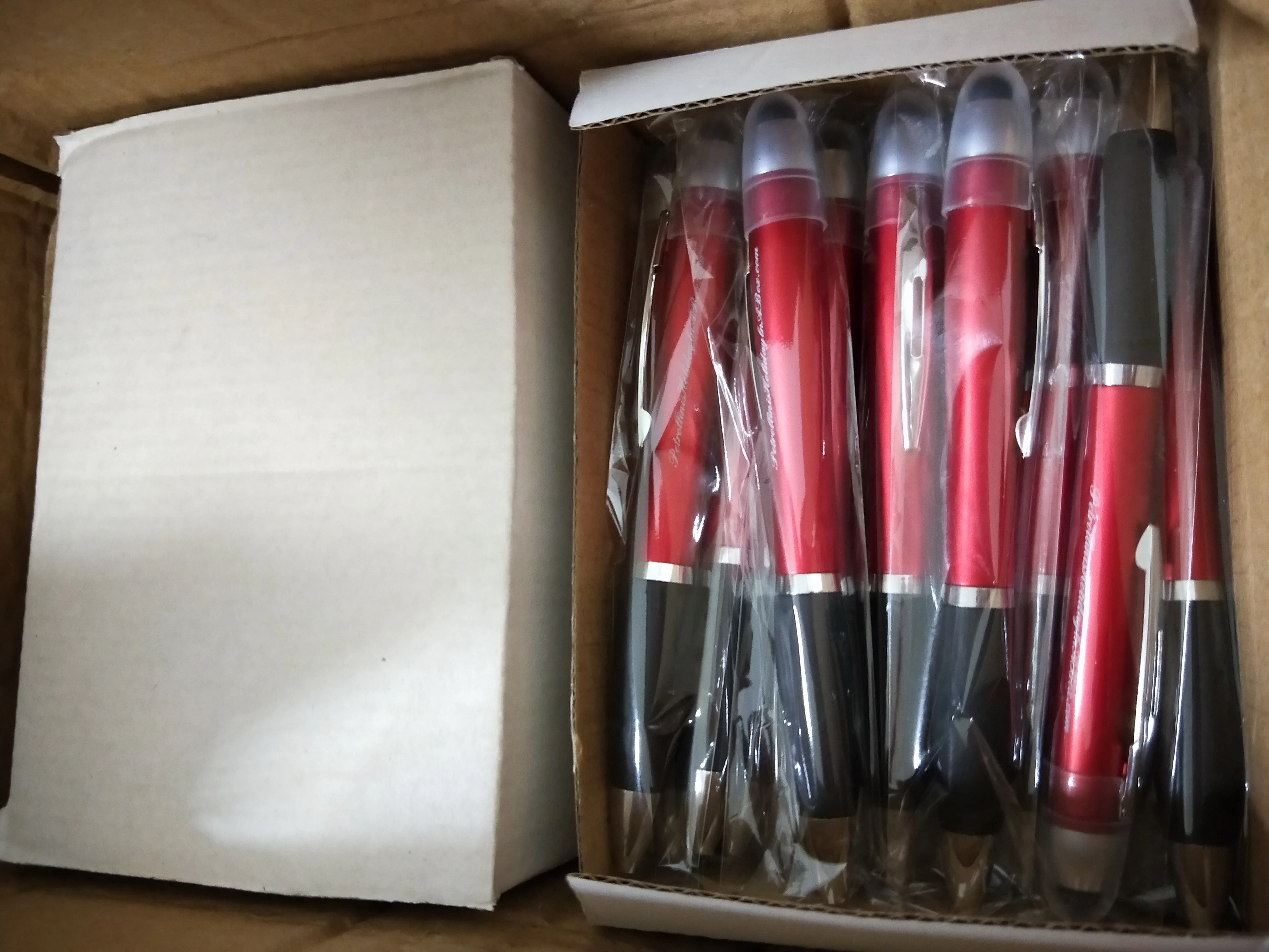 Custom Logo Laser Engrave Branded Ballpoint Pen with LED Light with Low min Order