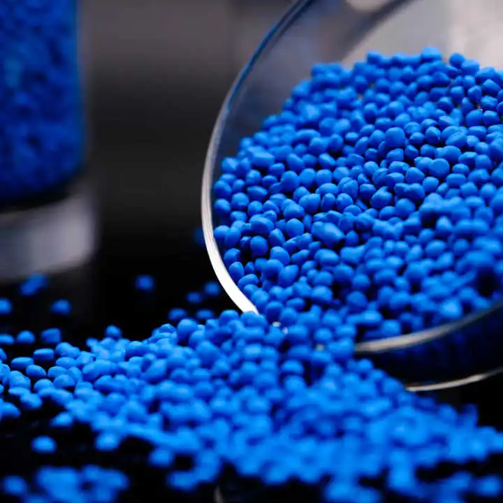 ПЭТ-полимерный полиэтилентерефталат, пластиковое сырье для бутылок, цена