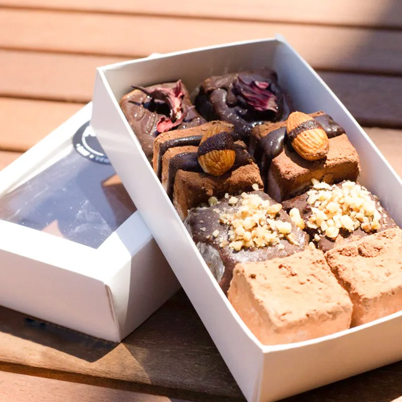 Hot Sale Customized Oil Resistant Cardboard Food Packing Paper Cover Box for Takeaway manufacture