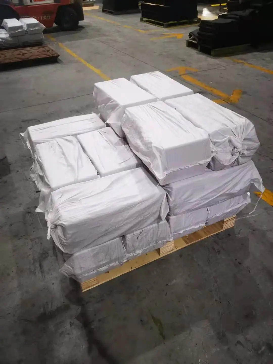 Special High Pressure Dock Dock Warehouse Anti-impact Rubber Block - Iron Plate Rubber Dock Leveler Bumper for Truck supplier