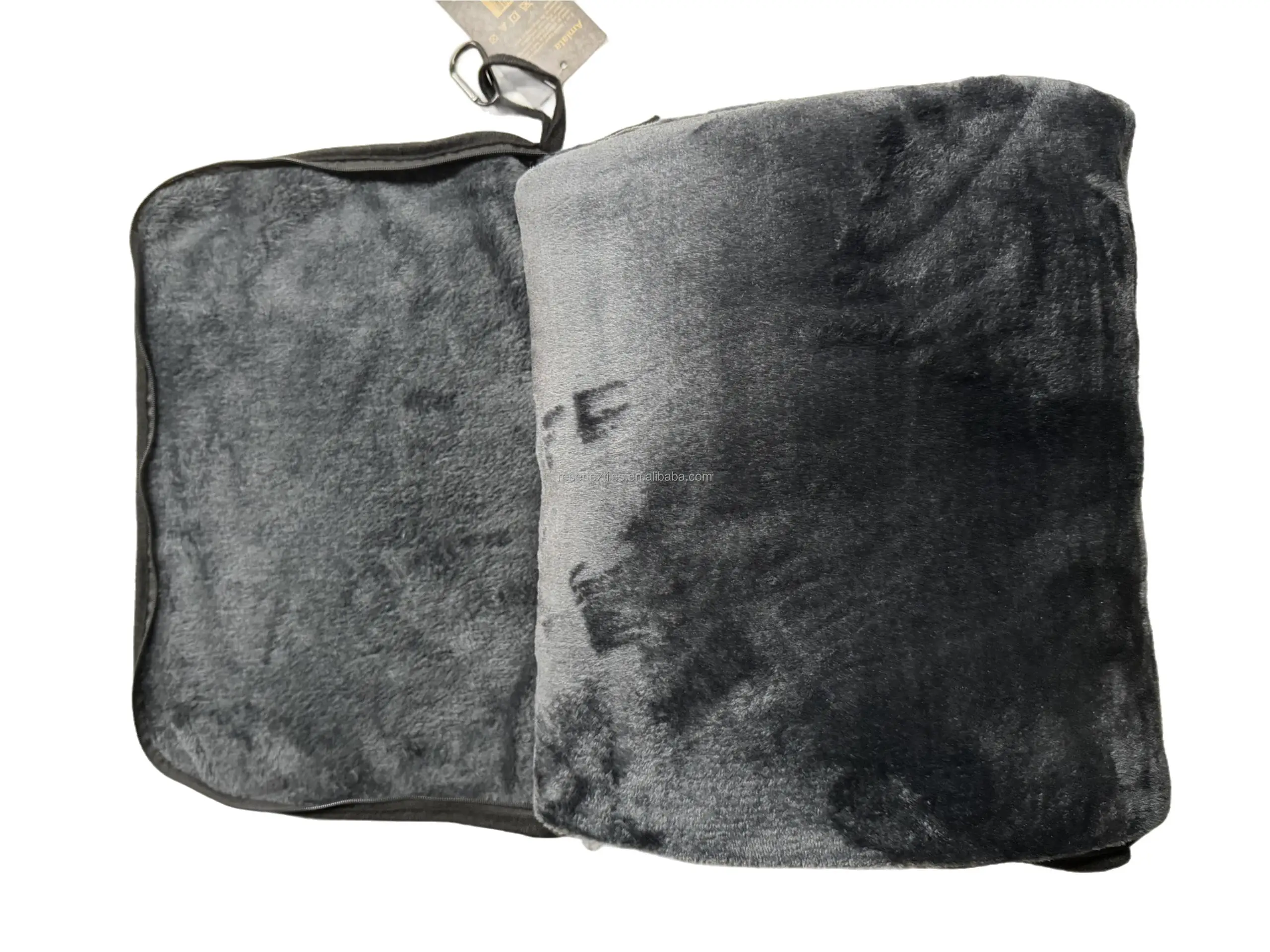 2-in-1 Premium Travel Blanket and Pillow Customizable Logo Hand Luggage Belt with Backpack Clip Perfect Carry-On Accessory