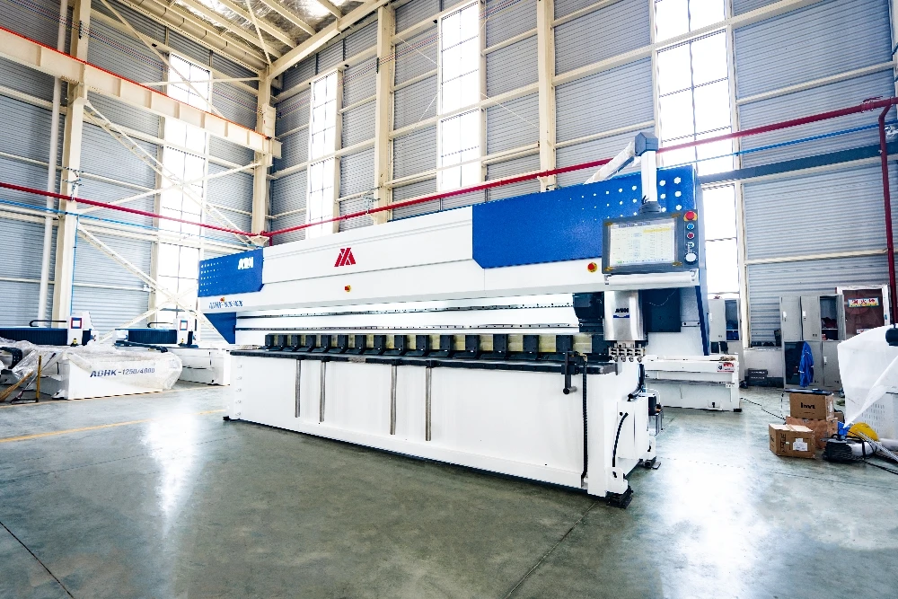 1500mmx3200mm Cnc Hydraulic V Grooving Machine for Stainless Steel Sheet Metal Grooving Cutting Machine Slotting Machine