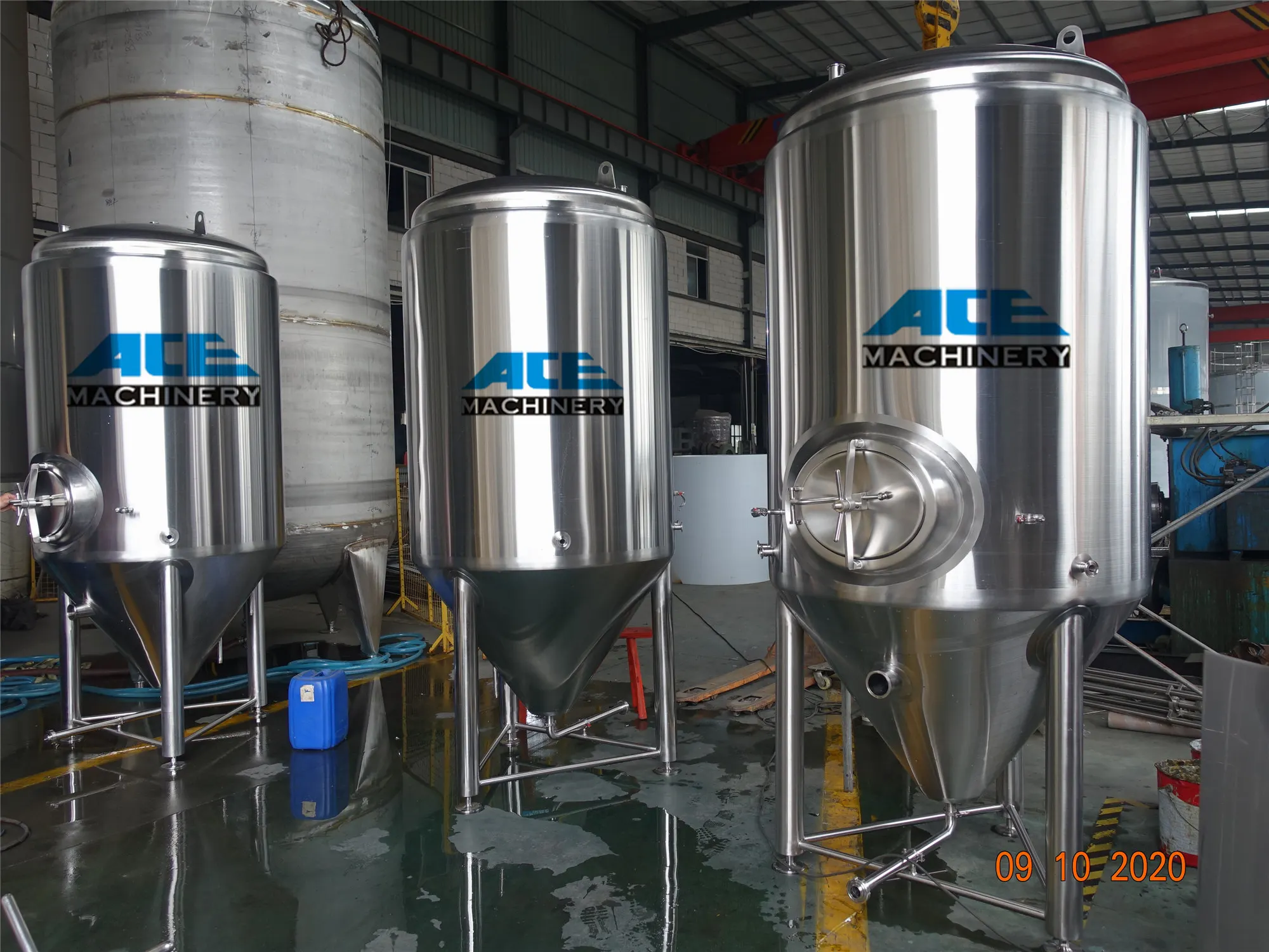 Коническая емкость для брожения пива из нержавеющей стали 200 л 500 10000 пивоваренное