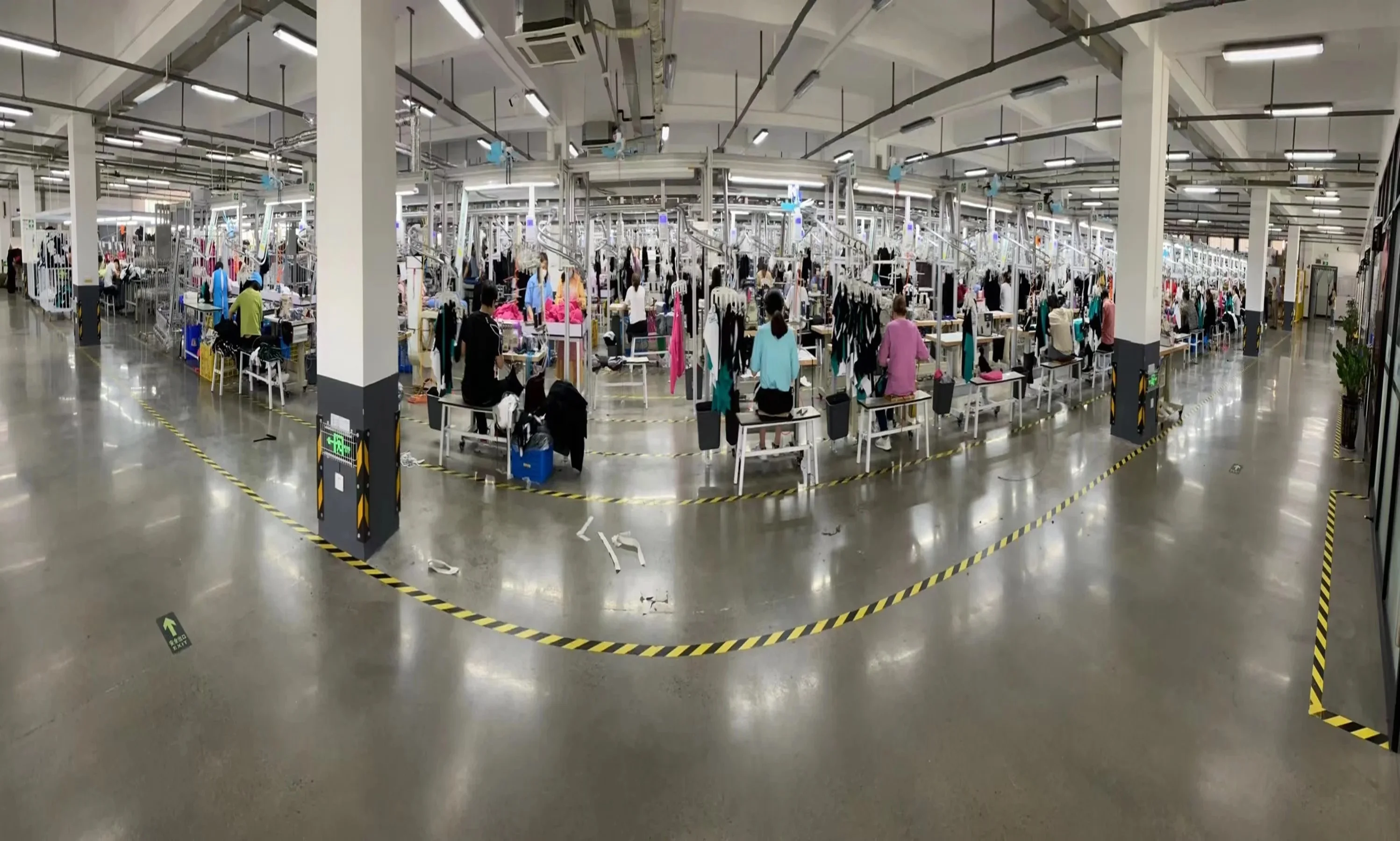 Guangzhou Hechengyi Garments Co., Ltd.