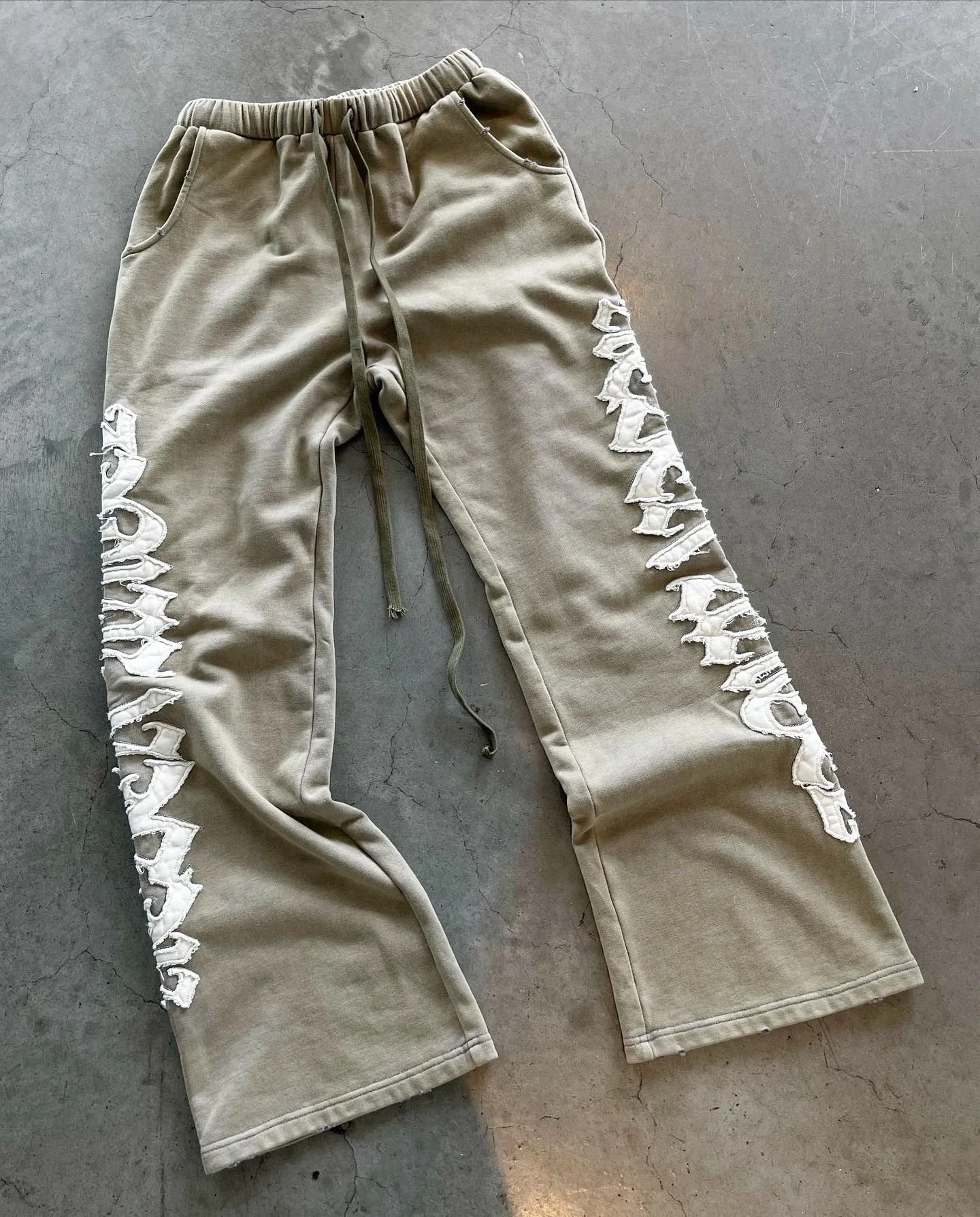 Custom Zip up Hoodie and Jogger Sweat Pant Set Cotton Applique Acid Wash Sweatsuit Distressed Embroidery Flare Tracksuit for Men gallery 4
