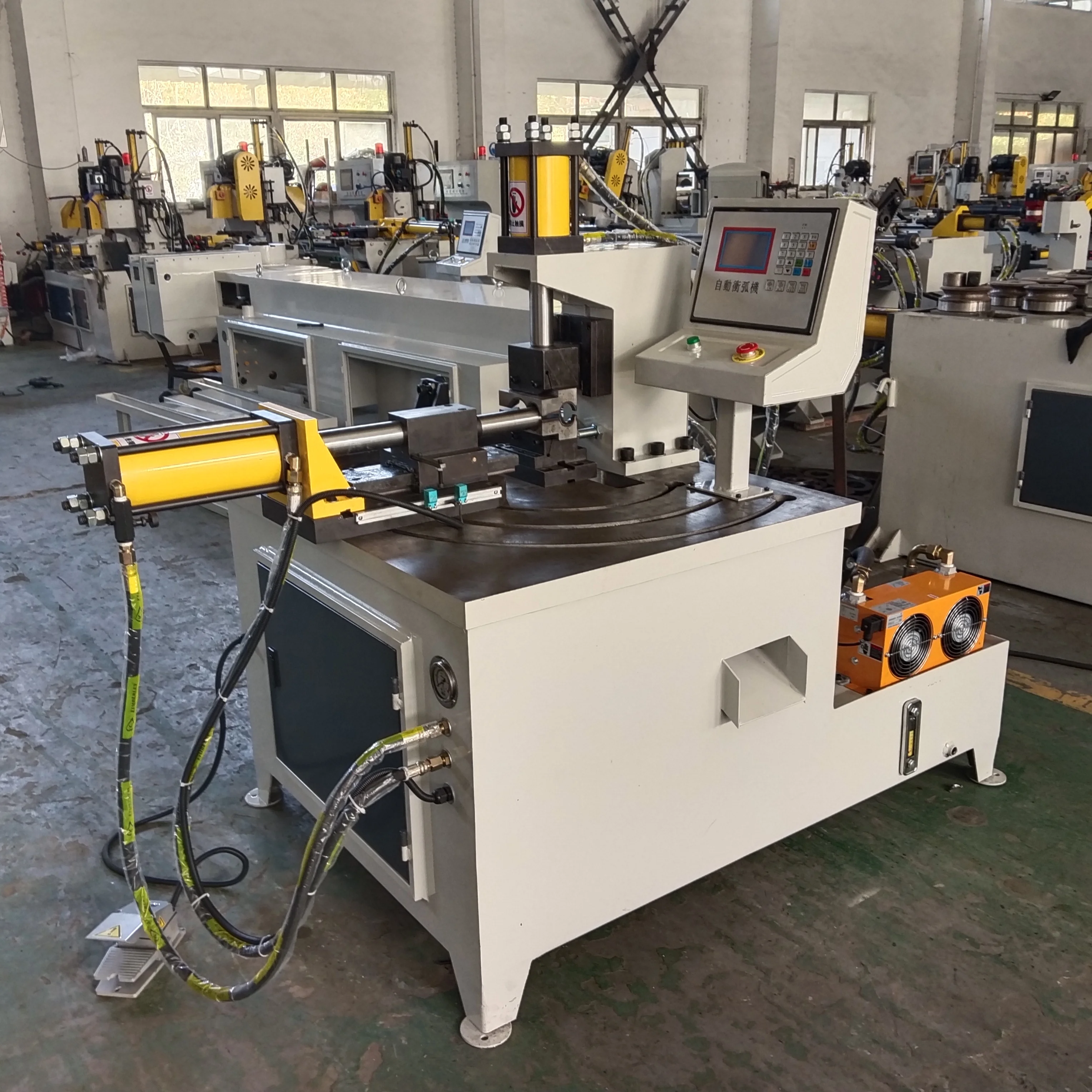 Hydraulic Semi-automatic Notching Machine Aluminum Copper Stainless Steel square Tube Pipe Arc Punching Machine
