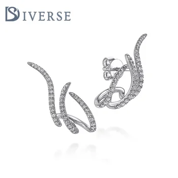 Lightweight and versatile S925 silver sparkling earrings made of zirconia women's dates or weddings versatile earrings