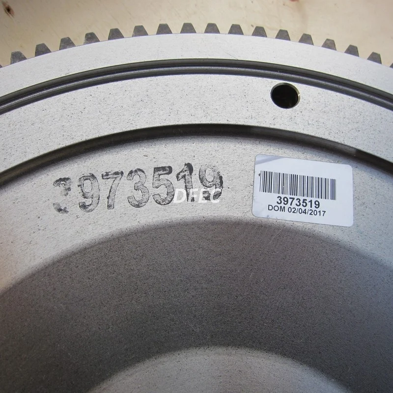New 6BT5.9 Diesel Engine Parts Flywheel 3908833 3286952 3973519